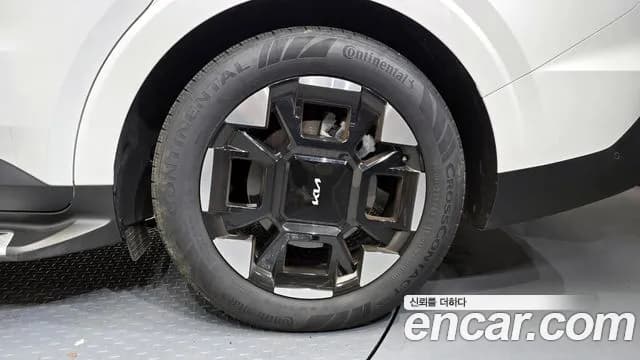 2025 Kia The New Carnival 4th Gen Gasoline 9-Seater Hi Limousine Sold VIN KNANE813BSS563126 – photo 14 2025 Kia The New Carnival 4th Gen Gasoline 9-Seater Hi Limousine Sold VIN KNANE813BSS563126 – photo 14