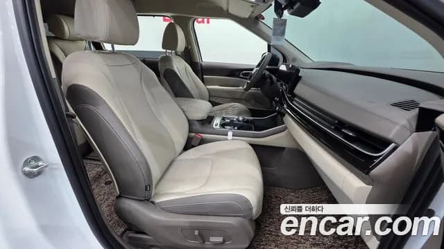 2025 Kia The New Carnival 4th Gen Gasoline 7-Seater Gravity Sold VIN KNANE813BSS588512 – exterior detail 2025 Kia The New Carnival 4th Gen Gasoline 7-Seater Gravity Sold VIN KNANE813BSS588512 – exterior detail