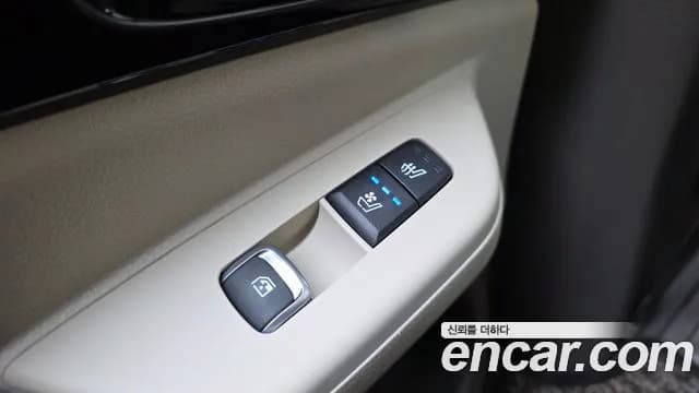 2025 Kia The New Carnival 4th Gen Gasoline 7-Seater Gravity Sold VIN KNANE813BSS588512 – trunk area 2025 Kia The New Carnival 4th Gen Gasoline 7-Seater Gravity Sold VIN KNANE813BSS588512 – trunk area