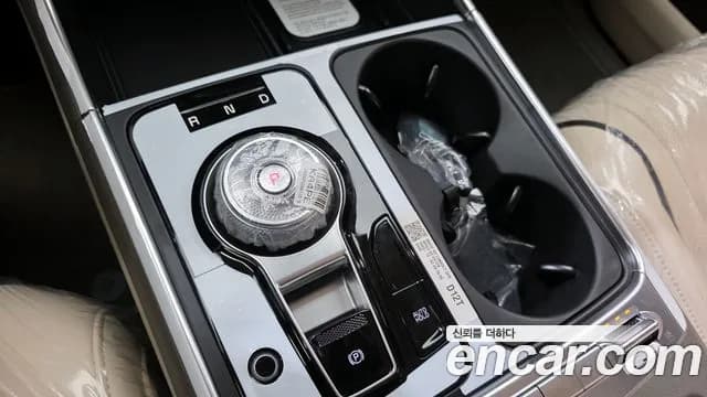2026 Kia The New Carnival 4th Gen Gasoline 9-Seater Hi Limousine (7-seater Limousine(Special vehicle) Sold VIN KNANE813BTS603059 – photo 11 2026 Kia The New Carnival 4th Gen Gasoline 9-Seater Hi Limousine (7-seater Limousine(Special vehicle) Sold VIN KNANE813BTS603059 – photo 11