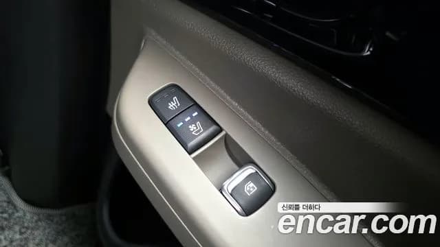 2026 Kia The New Carnival 4th Gen Gasoline 7 Seater X Line Sold VIN KNANE813BTS606184 – interior seats 2026 Kia The New Carnival 4th Gen Gasoline 7 Seater X Line Sold VIN KNANE813BTS606184 – interior seats