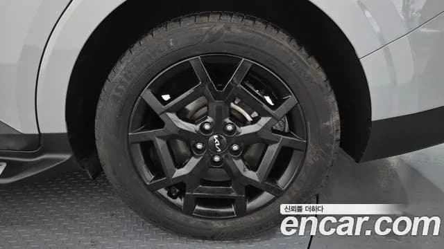 2024 Kia The New Carnival 4th Gen HEV 9seater Gravity Sold VIN KNANE81ABRS000771 – photo 24 2024 Kia The New Carnival 4th Gen HEV 9seater Gravity Sold VIN KNANE81ABRS000771 – photo 24