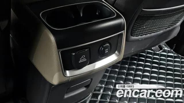 2024 Kia The New Carnival 4th Gen HEV 7seater Signature Sold VIN KNANE81ABRS001327 – rear exterior 2024 Kia The New Carnival 4th Gen HEV 7seater Signature Sold VIN KNANE81ABRS001327 – rear exterior