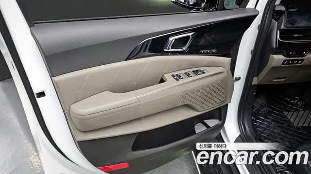 2024 Kia The New Carnival 4th Gen HEV 7seater Signature Sold VIN KNANE81ABRS001327 – photo 16 2024 Kia The New Carnival 4th Gen HEV 7seater Signature Sold VIN KNANE81ABRS001327 – photo 16
