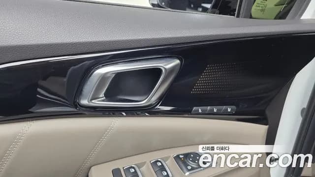 2024 Kia The New Carnival 4th Gen HEV 9seater Signature Sold VIN KNANE81ABRS002228 – rear exterior 2024 Kia The New Carnival 4th Gen HEV 9seater Signature Sold VIN KNANE81ABRS002228 – rear exterior