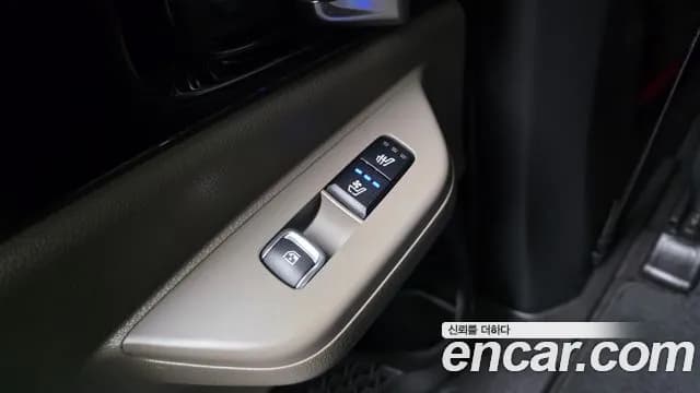 2024 Kia The New Carnival 4th Gen HEV 7seater Signature Sold VIN KNANE81ABRS002470 – engine bay 2024 Kia The New Carnival 4th Gen HEV 7seater Signature Sold VIN KNANE81ABRS002470 – engine bay