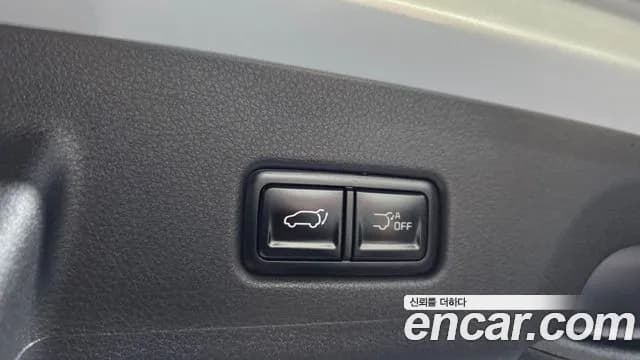 2024 Kia The New Carnival 4th Gen HEV 7seater Signature Sold VIN KNANE81ABRS002470 – trunk area 2024 Kia The New Carnival 4th Gen HEV 7seater Signature Sold VIN KNANE81ABRS002470 – trunk area