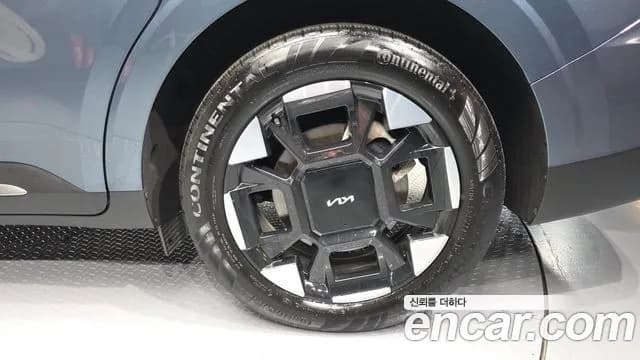 2024 Kia The New Carnival 4th Gen HEV 9seater Signature Sold VIN KNANE81ABRS002747 – rear exterior 2024 Kia The New Carnival 4th Gen HEV 9seater Signature Sold VIN KNANE81ABRS002747 – rear exterior