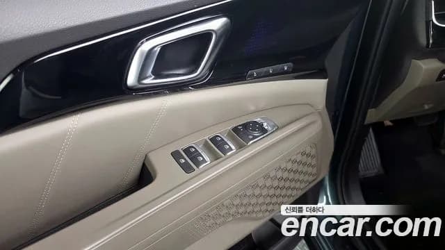 2024 Kia The New Carnival 4th Gen HEV 9seater Signature Sold VIN KNANE81ABRS004706 – rear exterior 2024 Kia The New Carnival 4th Gen HEV 9seater Signature Sold VIN KNANE81ABRS004706 – rear exterior
