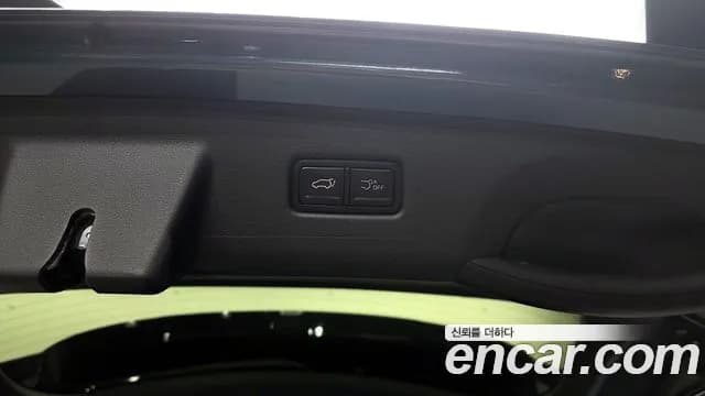 2024 Kia The New Carnival 4th Gen HEV 9seater Signature Sold VIN KNANE81ABRS004706 – side profile 2024 Kia The New Carnival 4th Gen HEV 9seater Signature Sold VIN KNANE81ABRS004706 – side profile