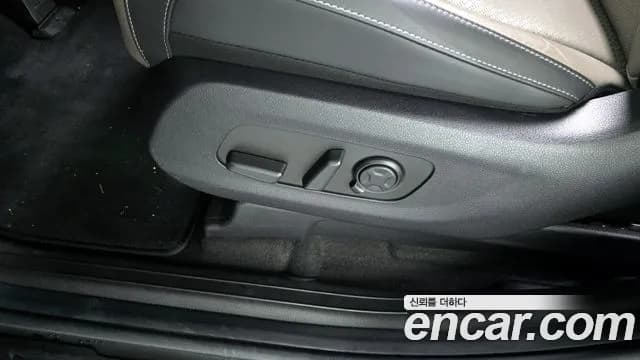 2024 Kia The New Carnival 4th Gen HEV 9seater Signature Sold VIN KNANE81ABRS004706 – interior seats 2024 Kia The New Carnival 4th Gen HEV 9seater Signature Sold VIN KNANE81ABRS004706 – interior seats