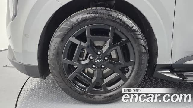 2024 Kia The New Carnival 4th Gen HEV 9seater Gravity Sold VIN KNANE81ABRS012236 – interior seats 2024 Kia The New Carnival 4th Gen HEV 9seater Gravity Sold VIN KNANE81ABRS012236 – interior seats