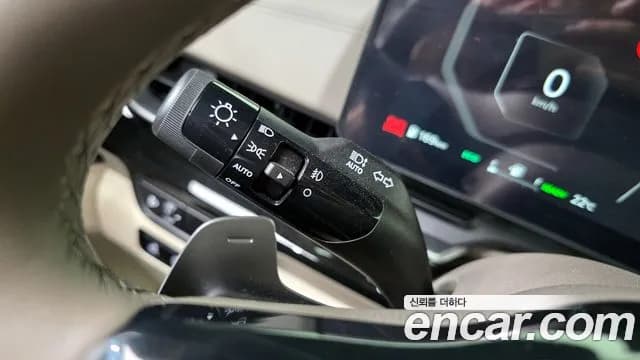 2024 Kia The New Carnival 4th Gen HEV 7seater Gravity Sold VIN KNANE81ABRS013388 – interior seats 2024 Kia The New Carnival 4th Gen HEV 7seater Gravity Sold VIN KNANE81ABRS013388 – interior seats