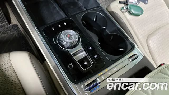 2024 Kia The New Carnival 4th Gen HEV 7seater Gravity Sold VIN KNANE81ABRS013388 – photo 16 2024 Kia The New Carnival 4th Gen HEV 7seater Gravity Sold VIN KNANE81ABRS013388 – photo 16