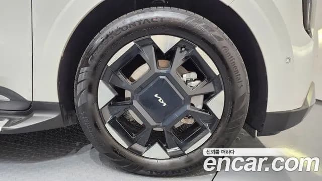 2024 Kia The New Carnival 4th Gen HEV 7-Seater Hi Limousine Sold VIN KNANE81ABRS016059 – rear exterior 2024 Kia The New Carnival 4th Gen HEV 7-Seater Hi Limousine Sold VIN KNANE81ABRS016059 – rear exterior