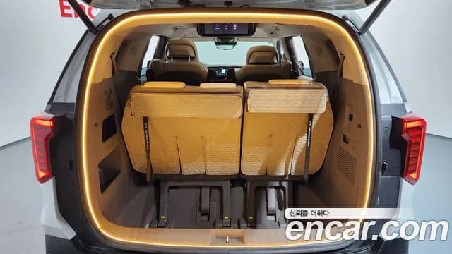 2024 Kia The New Carnival 4th Gen HEV 7-Seater Hi Limousine Sold VIN KNANE81ABRS016059 – photo 14 2024 Kia The New Carnival 4th Gen HEV 7-Seater Hi Limousine Sold VIN KNANE81ABRS016059 – photo 14
