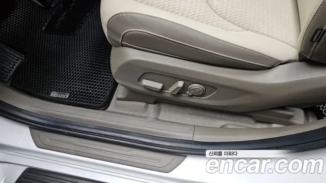 2025 Kia The New Carnival 4th Gen HEV 7seater Signature Sold VIN KNANE81ABSS016349 – photo 38 2025 Kia The New Carnival 4th Gen HEV 7seater Signature Sold VIN KNANE81ABSS016349 – photo 38