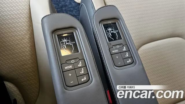 2025 Kia The New Carnival 4th Gen HEV 7-Seater Hi Limousine Sold VIN KNANE81ABSS019576 – photo 17 2025 Kia The New Carnival 4th Gen HEV 7-Seater Hi Limousine Sold VIN KNANE81ABSS019576 – photo 17