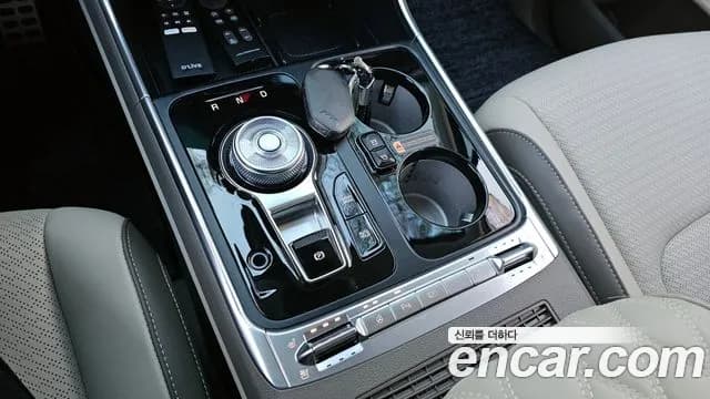 2025 Kia The New Carnival 4th Gen HEV 7-Seater Hi Limousine Sold VIN KNANE81ABSS019576 – photo 19 2025 Kia The New Carnival 4th Gen HEV 7-Seater Hi Limousine Sold VIN KNANE81ABSS019576 – photo 19