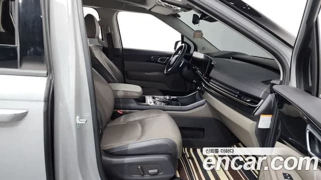 2025 Kia The New Carnival 4th Gen HEV 7seater Gravity Sold VIN KNANE81ABSS019906 – photo 16 2025 Kia The New Carnival 4th Gen HEV 7seater Gravity Sold VIN KNANE81ABSS019906 – photo 16