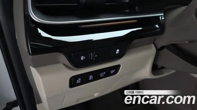 2025 Kia The New Carnival 4th Gen HEV 7-Seater Hi Limousine Sold VIN KNANE81ABSS034517 – exterior detail 2025 Kia The New Carnival 4th Gen HEV 7-Seater Hi Limousine Sold VIN KNANE81ABSS034517 – exterior detail