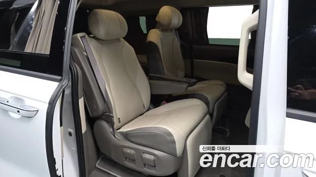 2025 Kia The New Carnival 4th Gen HEV 7-Seater Hi Limousine Sold VIN KNANE81ABSS034517 – photo 19 2025 Kia The New Carnival 4th Gen HEV 7-Seater Hi Limousine Sold VIN KNANE81ABSS034517 – photo 19