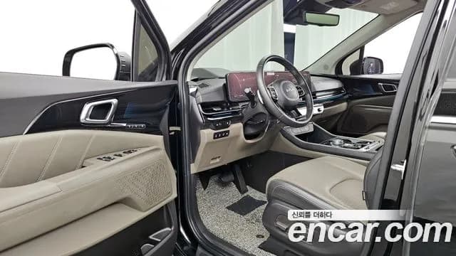 2025 Kia The New Carnival 4th Gen HEV 9seater Gravity Sold VIN KNANE81ABSS038627 – rear exterior 2025 Kia The New Carnival 4th Gen HEV 9seater Gravity Sold VIN KNANE81ABSS038627 – rear exterior