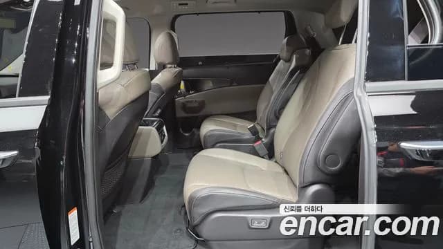 2025 Kia The New Carnival 4th Gen HEV 9seater Gravity Sold VIN KNANE81ABSS039060 – photo 16 2025 Kia The New Carnival 4th Gen HEV 9seater Gravity Sold VIN KNANE81ABSS039060 – photo 16