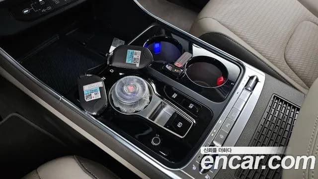 2025 Kia The New Carnival 4th Gen HEV 7-Seater Hi Limousine Sold VIN KNANE81ABSS039965 – interior seats 2025 Kia The New Carnival 4th Gen HEV 7-Seater Hi Limousine Sold VIN KNANE81ABSS039965 – interior seats