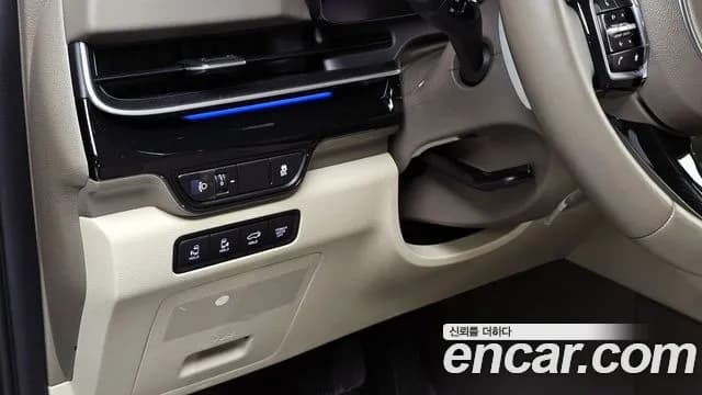 2025 Kia The New Carnival 4th Gen HEV 7-Seater Hi Limousine Sold VIN KNANE81ABSS039965 – photo 12 2025 Kia The New Carnival 4th Gen HEV 7-Seater Hi Limousine Sold VIN KNANE81ABSS039965 – photo 12