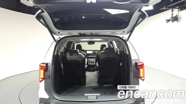 2025 Kia The New Carnival 4th Gen HEV 9seater Signature Sold VIN KNANE81ABSS090590 – interior seats 2025 Kia The New Carnival 4th Gen HEV 9seater Signature Sold VIN KNANE81ABSS090590 – interior seats