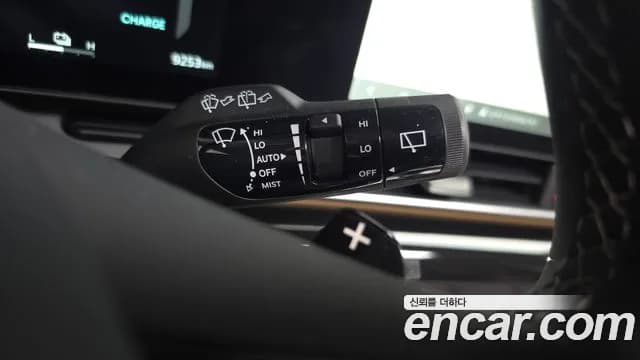 2025 Kia The New Carnival 4th Gen HEV 9seater Signature Sold VIN KNANE81ABSS090590 – photo 12 2025 Kia The New Carnival 4th Gen HEV 9seater Signature Sold VIN KNANE81ABSS090590 – photo 12