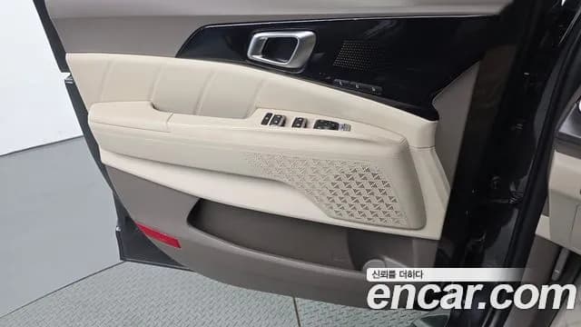 2025 Kia The New Carnival 4th Gen HEV 7seater Signature Sold VIN KNANE81ABSS105524 – photo 19 2025 Kia The New Carnival 4th Gen HEV 7seater Signature Sold VIN KNANE81ABSS105524 – photo 19