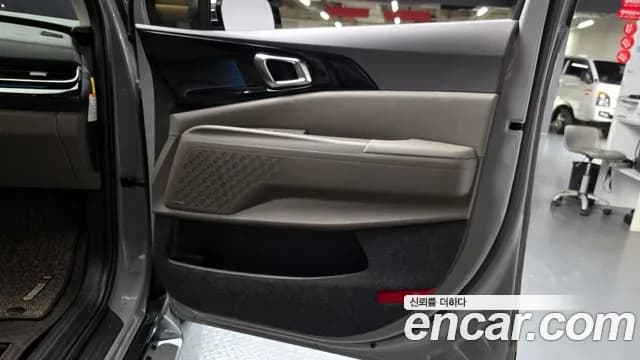 2025 Kia The New Carnival 4th Gen HEV 7seater Gravity Sold VIN KNANE81ABSS110917 – photo 12 2025 Kia The New Carnival 4th Gen HEV 7seater Gravity Sold VIN KNANE81ABSS110917 – photo 12