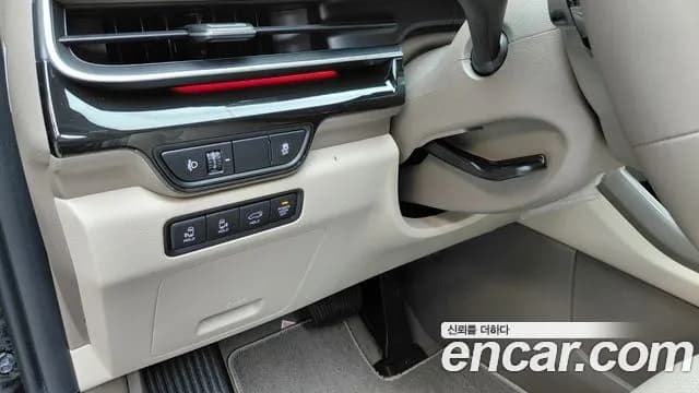 2026 Kia The New Carnival 4th Gen HEV 9-Seater Hi-Limousine Sold VIN KNANE81ABTS123023 – photo 17 2026 Kia The New Carnival 4th Gen HEV 9-Seater Hi-Limousine Sold VIN KNANE81ABTS123023 – photo 17