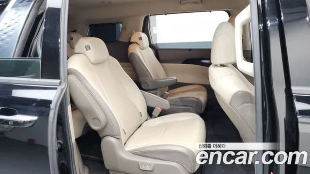 2021 Kia Carnival 4Generation 9-Seater Signature Sold VIN KNANE81BBMS000991 – photo 17 2021 Kia Carnival 4Generation 9-Seater Signature Sold VIN KNANE81BBMS000991 – photo 17