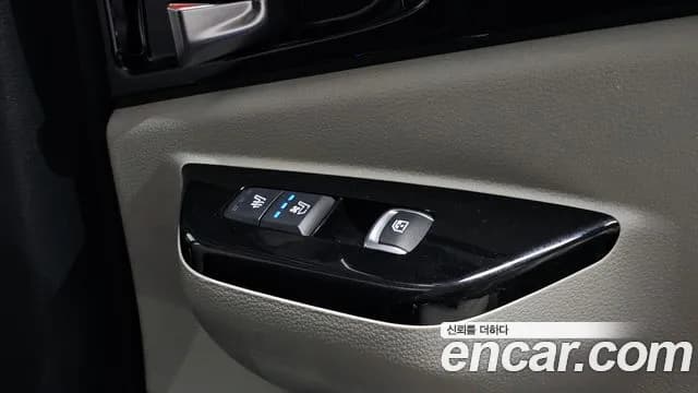 2021 Kia Carnival 4Generation 9-Seater Signature Sold VIN KNANE81BBMS002388 – front exterior 2021 Kia Carnival 4Generation 9-Seater Signature Sold VIN KNANE81BBMS002388 – front exterior