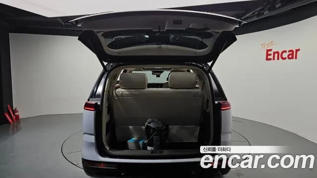 2021 Kia Carnival 4Generation 9-Seater Hi-Limousine(Special Vehicle) Sold VIN KNANE81BBMS003805 – side profile 2021 Kia Carnival 4Generation 9-Seater Hi-Limousine(Special Vehicle) Sold VIN KNANE81BBMS003805 – side profile