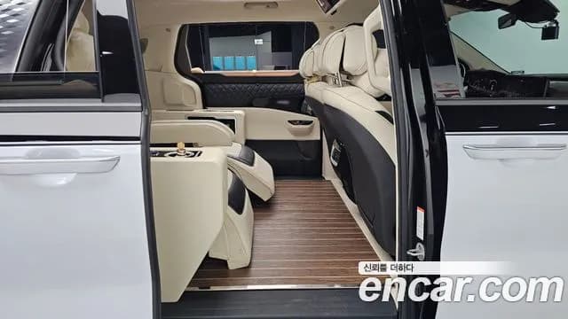 2021 Kia Carnival 4Generation 9-Seater Hi-Limousine(Special Vehicle) Sold VIN KNANE81BBMS003805 – trunk area 2021 Kia Carnival 4Generation 9-Seater Hi-Limousine(Special Vehicle) Sold VIN KNANE81BBMS003805 – trunk area