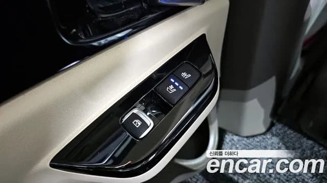 2021 Kia Carnival 4Generation 7-Seater Signature Sold VIN KNANE81BBMS005037 – exterior detail 2021 Kia Carnival 4Generation 7-Seater Signature Sold VIN KNANE81BBMS005037 – exterior detail