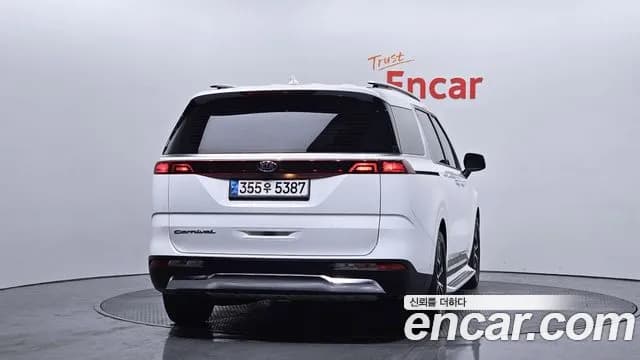 2021 Kia Carnival 4Generation 9-Seater Signature Sold VIN KNANE81BBMS016359 – interior seats 2021 Kia Carnival 4Generation 9-Seater Signature Sold VIN KNANE81BBMS016359 – interior seats