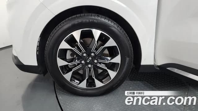 2021 Kia Carnival 4Generation 7-Seater Signature Sold VIN KNANE81BBMS021743 – interior seats 2021 Kia Carnival 4Generation 7-Seater Signature Sold VIN KNANE81BBMS021743 – interior seats