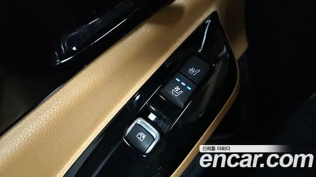 2021 Kia Carnival 4Generation 9-Seater Signature Sold VIN KNANE81BBMS028434 – exterior detail 2021 Kia Carnival 4Generation 9-Seater Signature Sold VIN KNANE81BBMS028434 – exterior detail