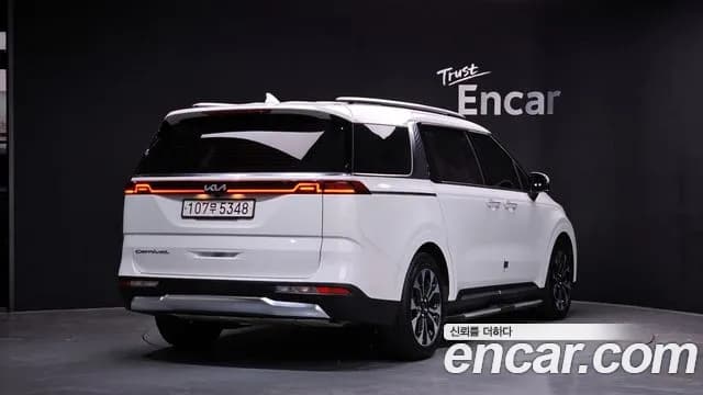 2021 Kia Carnival 4Generation 9-Seater Signature Sold VIN KNANE81BBMS032568 – trunk area 2021 Kia Carnival 4Generation 9-Seater Signature Sold VIN KNANE81BBMS032568 – trunk area
