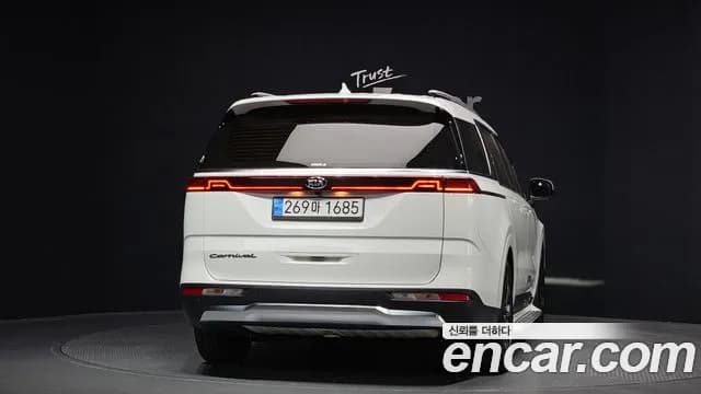 2021 Kia Carnival 4Generation 9-Seater Signature Sold VIN KNANE81BBMS035460 – front exterior 2021 Kia Carnival 4Generation 9-Seater Signature Sold VIN KNANE81BBMS035460 – front exterior