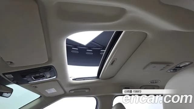 2021 Kia Carnival 4Generation 9-Seater Signature Sold VIN KNANE81BBMS043793 – side profile 2021 Kia Carnival 4Generation 9-Seater Signature Sold VIN KNANE81BBMS043793 – side profile