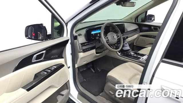 2021 Kia Carnival 4Generation 9-Seater Signature Sold VIN KNANE81BBMS043793 – trunk area 2021 Kia Carnival 4Generation 9-Seater Signature Sold VIN KNANE81BBMS043793 – trunk area