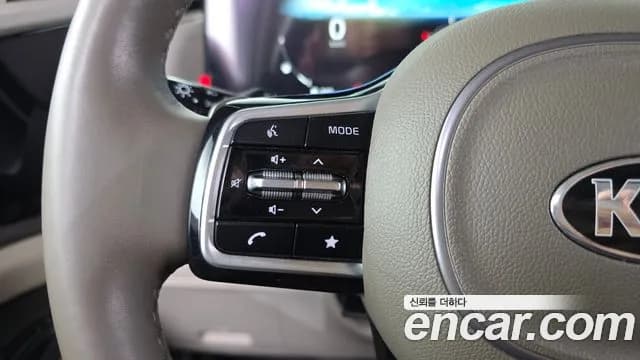 2021 Kia Carnival 4Generation 9-Seater Signature Sold VIN KNANE81BBMS048224 – photo 12 2021 Kia Carnival 4Generation 9-Seater Signature Sold VIN KNANE81BBMS048224 – photo 12