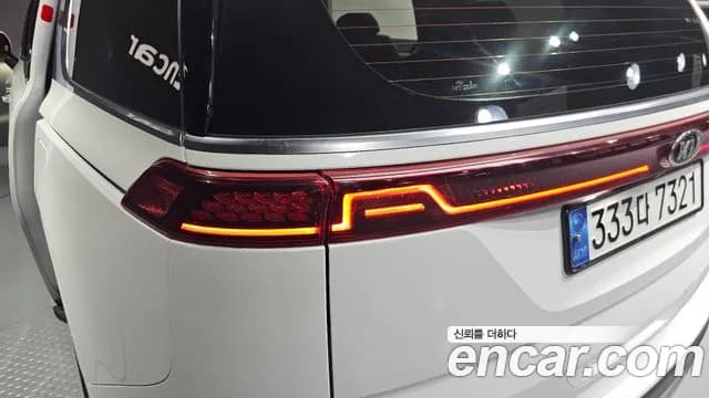 2021 Kia Carnival 4Generation 9-Seater Signature Sold VIN KNANE81BBMS057906 – rear exterior 2021 Kia Carnival 4Generation 9-Seater Signature Sold VIN KNANE81BBMS057906 – rear exterior