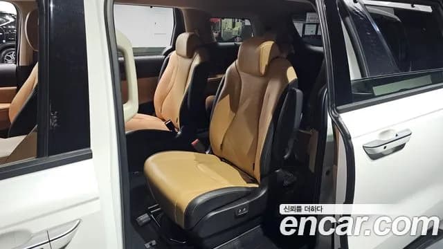 2021 Kia Carnival 4Generation 9-Seater Signature Sold VIN KNANE81BBMS057906 – photo 14 2021 Kia Carnival 4Generation 9-Seater Signature Sold VIN KNANE81BBMS057906 – photo 14